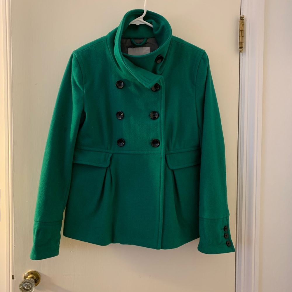 Green pea coat